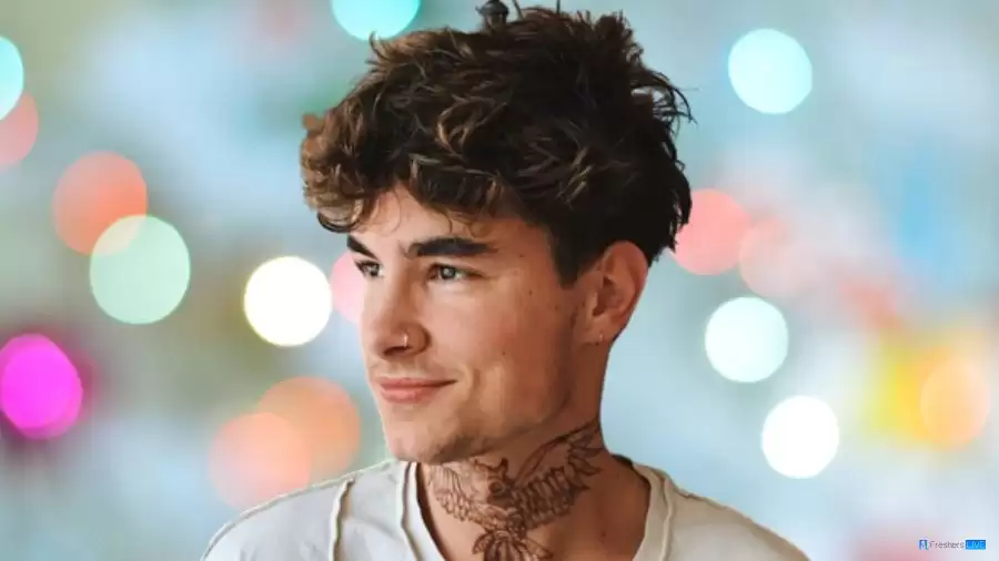 Kian Lawley Girlfriend 2023, Who is Ayla Woodruff?