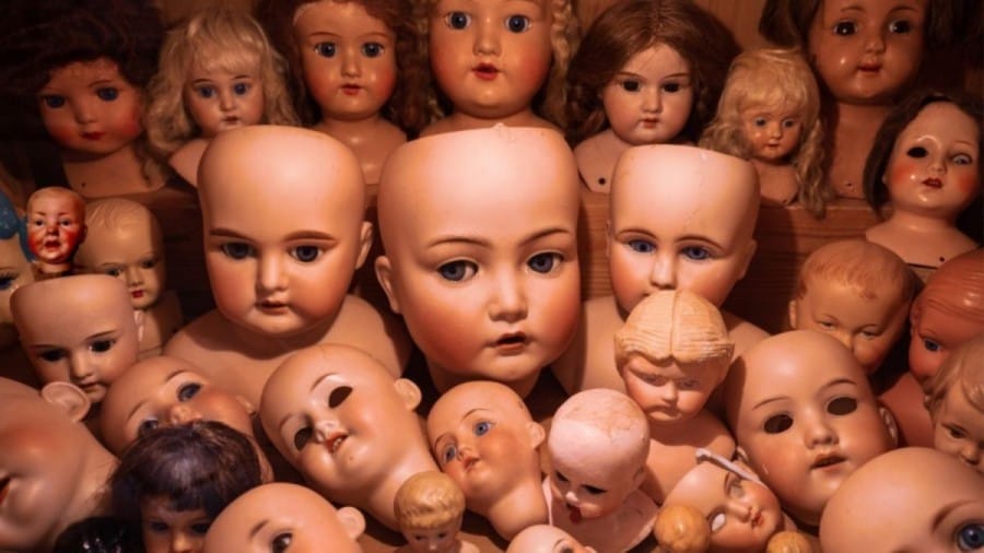 Optical Illusion: Can you find the Real Baby among these Dolls in 12 Seconds?