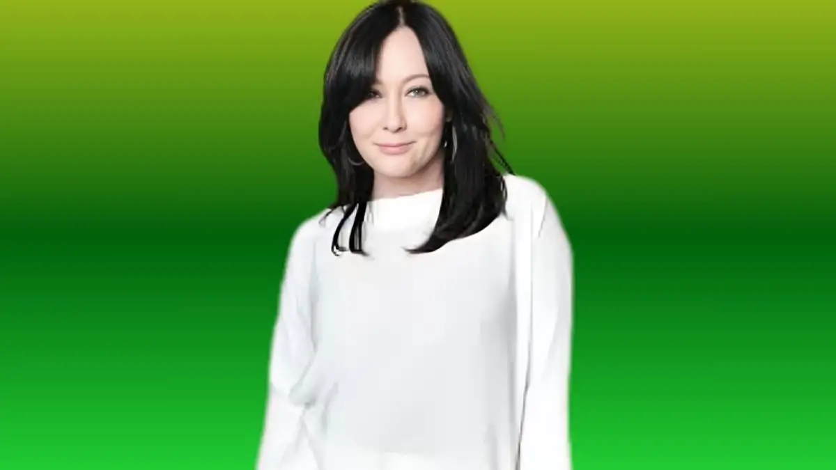 Shannen Doherty Height How Tall is Shannen Doherty?