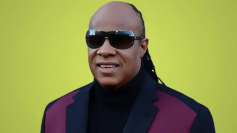 Stevie Wonder Height How Tall is Stevie Wonder?