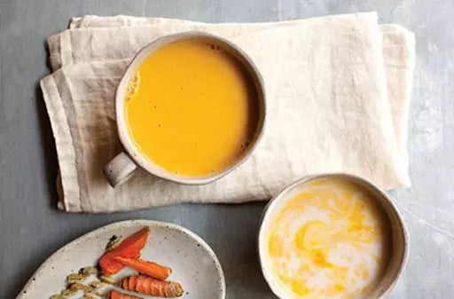 dùng tinh bột nghệ với sữa tươi