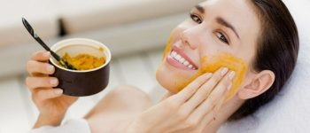 7 công thức làm mặt nạ nghệ sữa chua dưỡng da sáng mịn