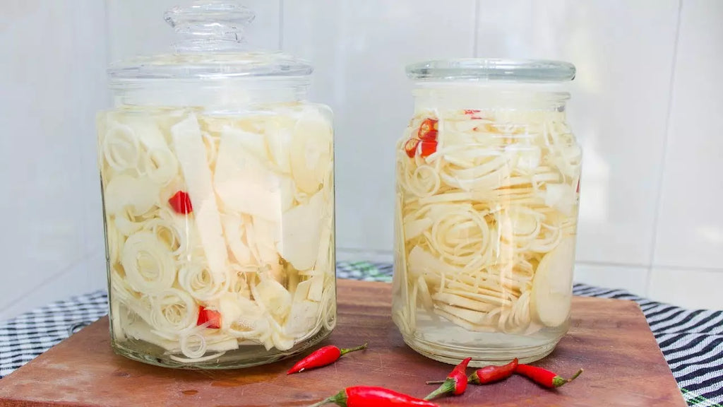 cách làm măng chua tỏi ớt