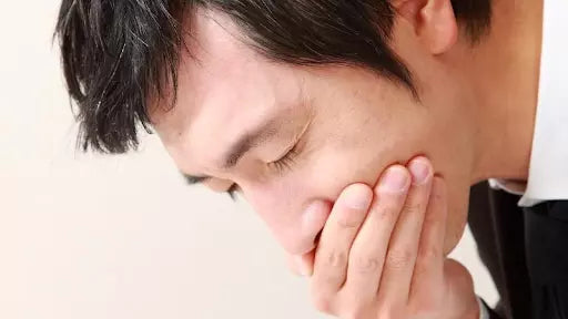 nghệ ngâm mật ong gây nôn mửa